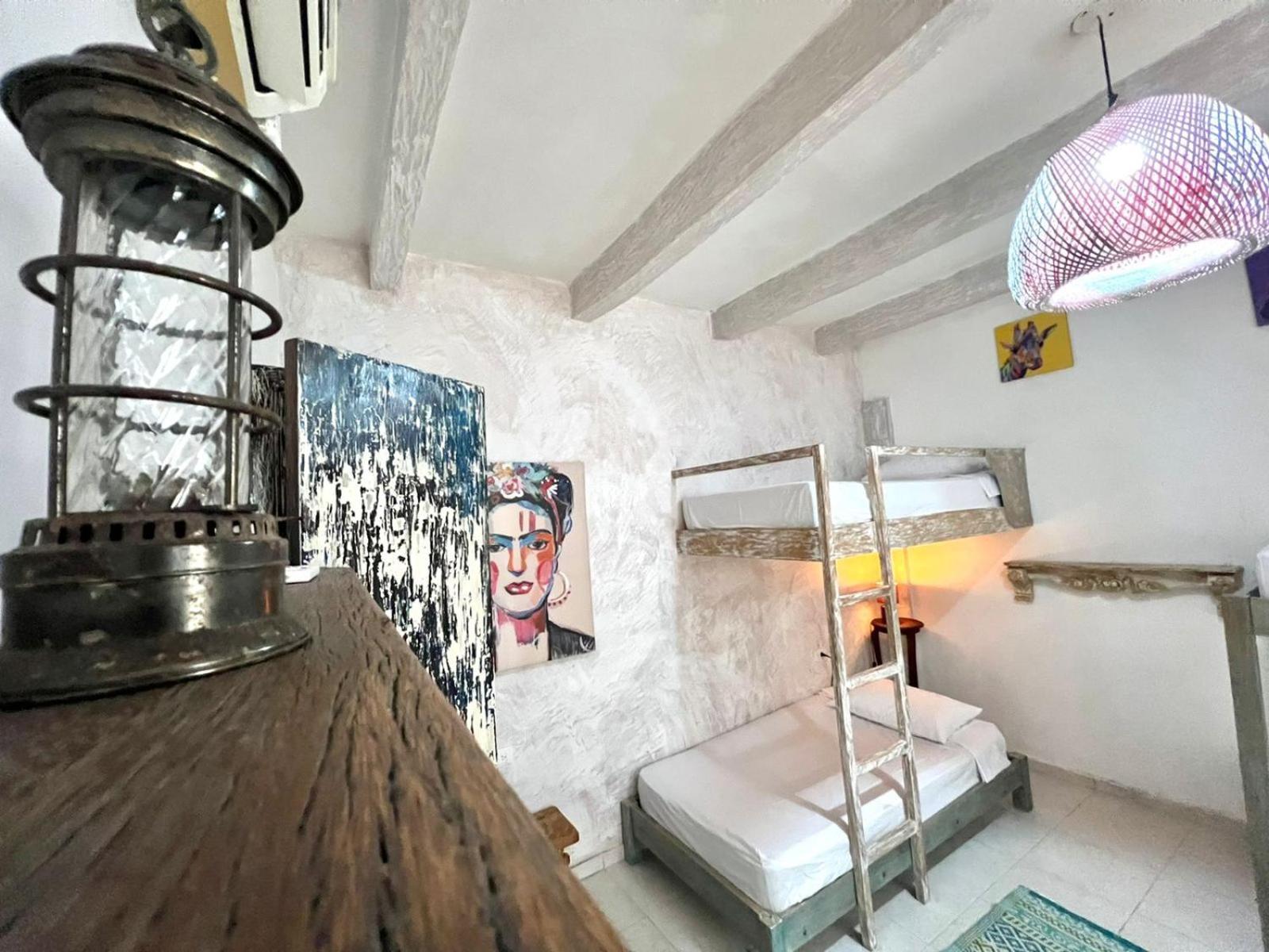 Pachamama Hostel Картахена Экстерьер фото